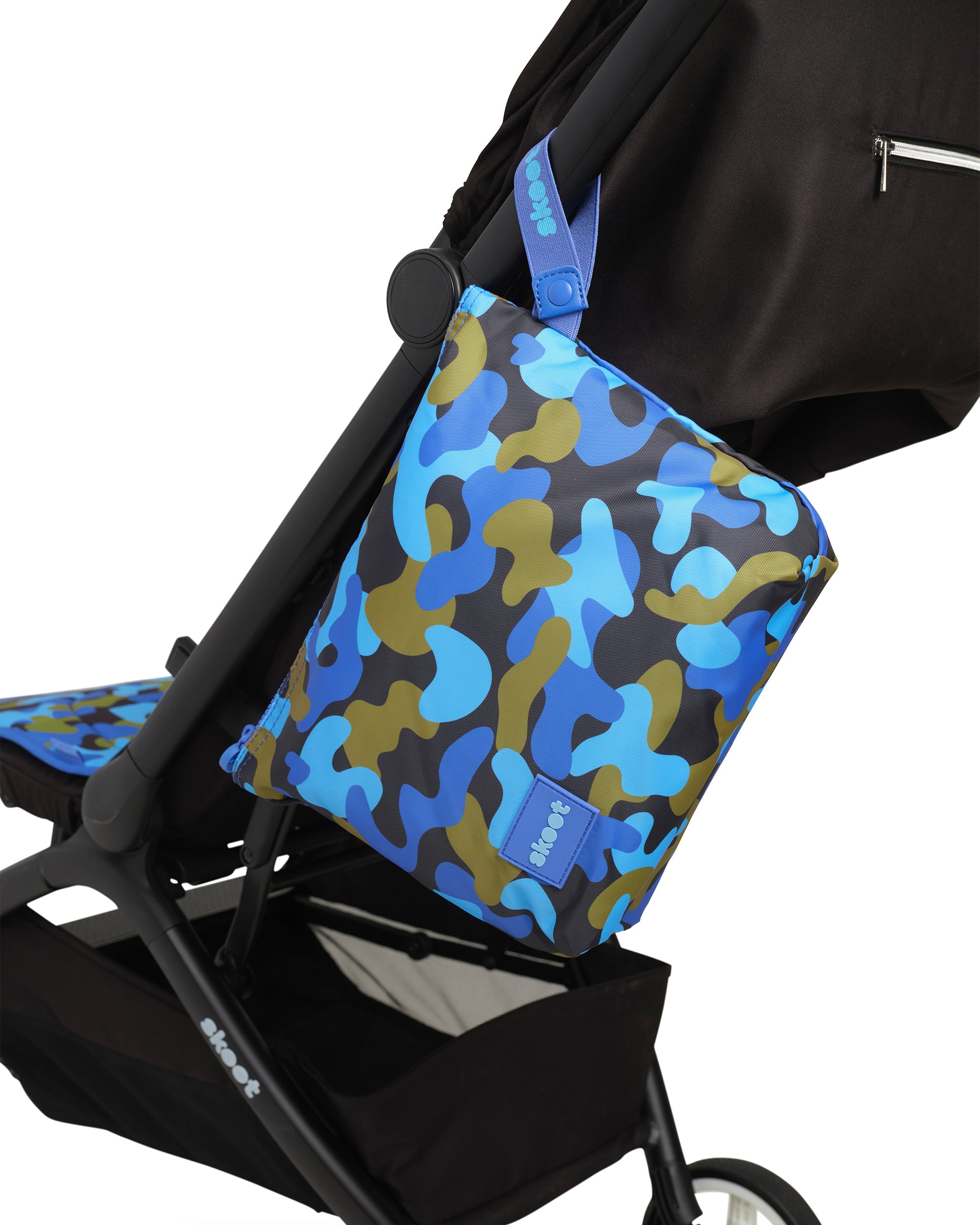 skoot blue camo diaper caddy zip pouch hanging from stroller