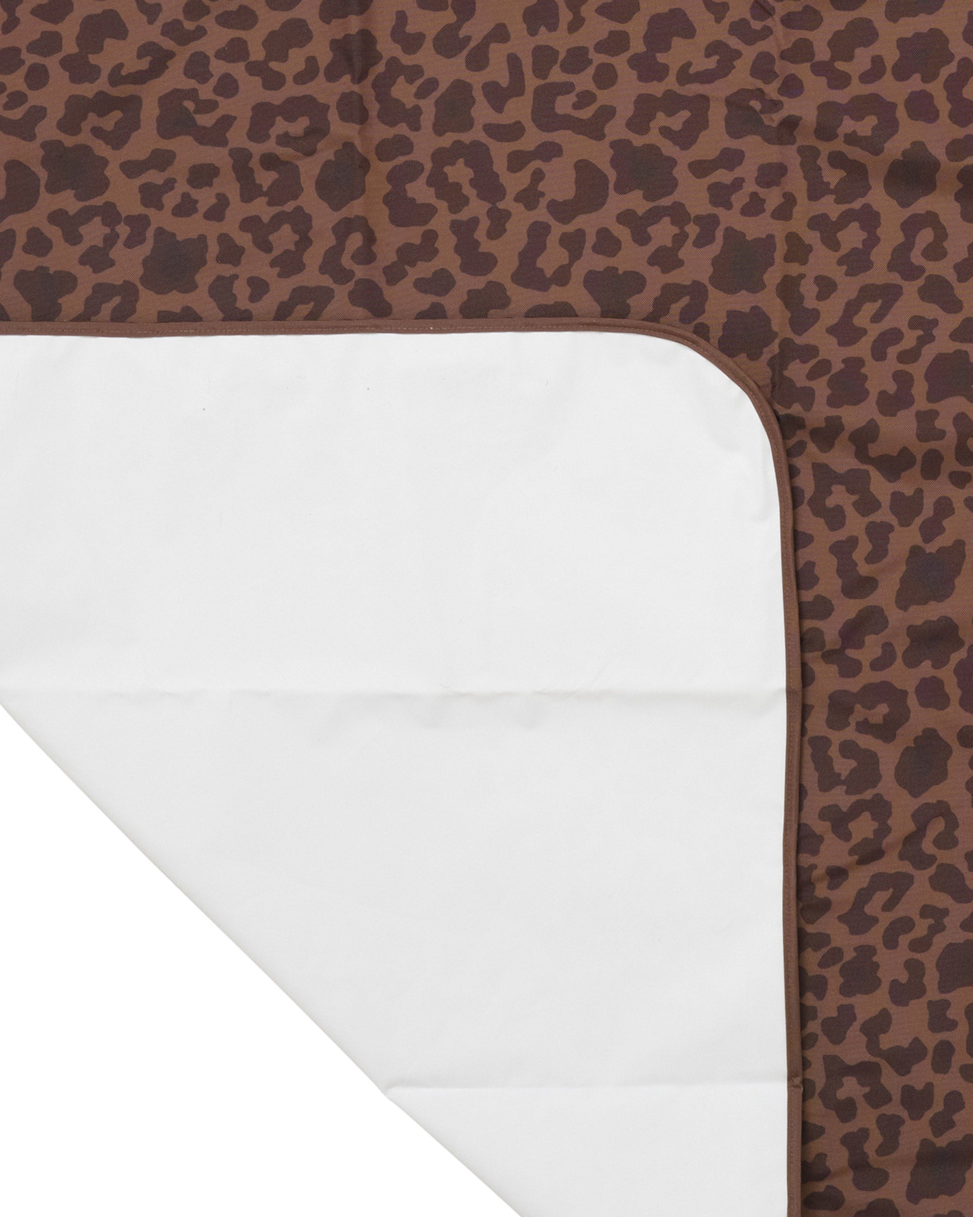 Skoot leopard picnic size mat detail and underside flipped corner